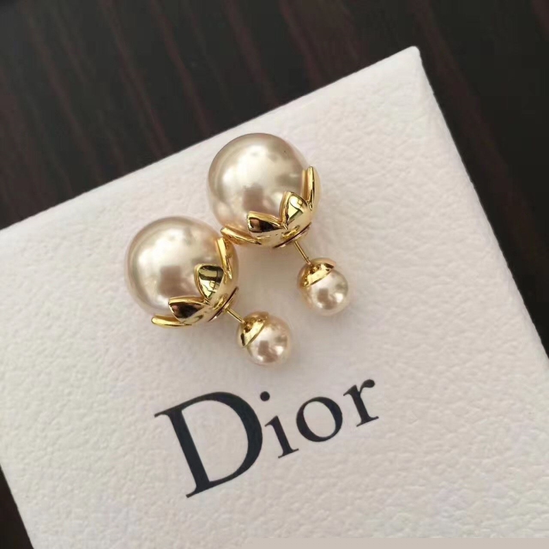 ch**an D*or earrings
